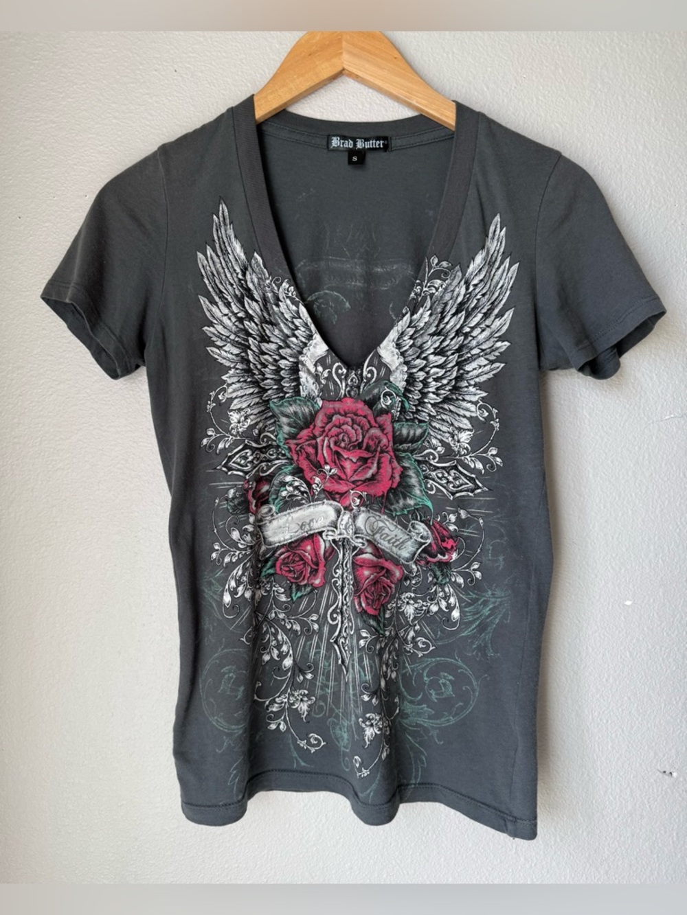 Vintage Brad Butter Graphic T-Shirt Womens Size Small Love & Faith Angel Wings